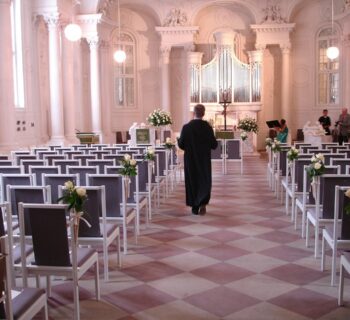 personalized crystal gift for pastor