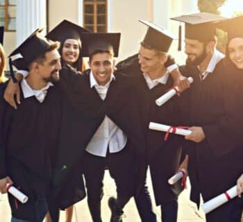 Guidelines for Throwing a Great Graduation Party