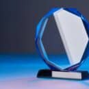 Crystal vs. Acrylic Plaques: What Are the Main Differences?