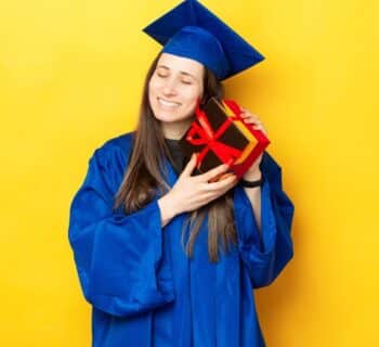 How To Create a Memorable Graduation Gift