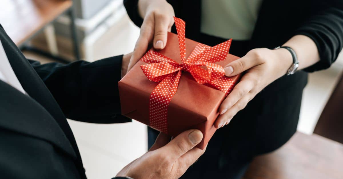 5 Unique Gifts for Various Religious Occasions